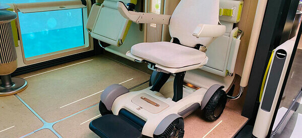 Robooter Showcases Innovative Power Wheelchair X40 at CES